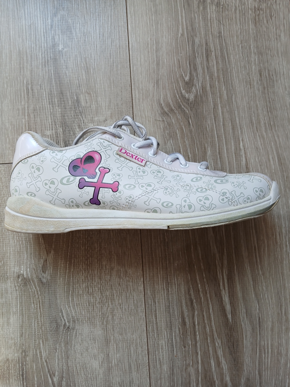 Dexter White Pink Skull Cross Bonsey Bowling Shoe